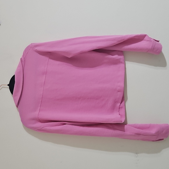 Intempo Cropped Button Front Top - Picture 2 of 6